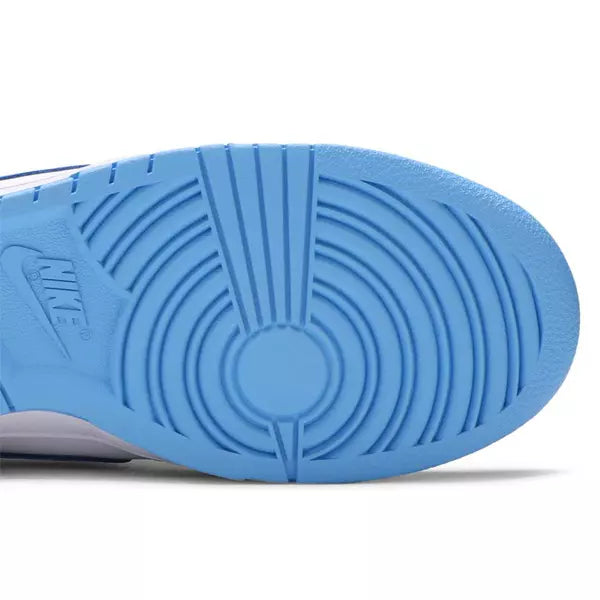 Nike Dunk - Azul e Branco